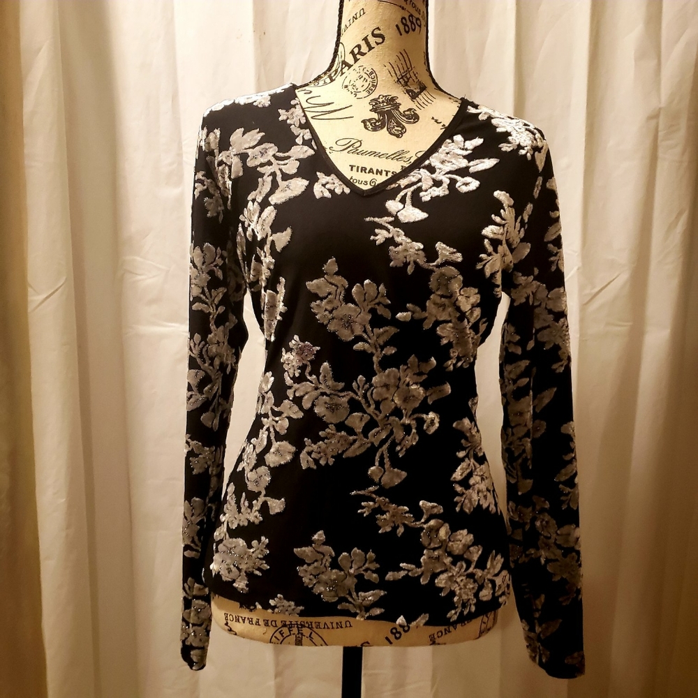 NWOT Karen Kane Sweater